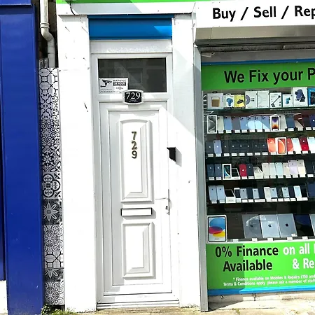 Dvm Escape Flat 2 בריסטול