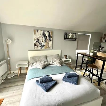 Dvm Escape Flat 2 Apartment *