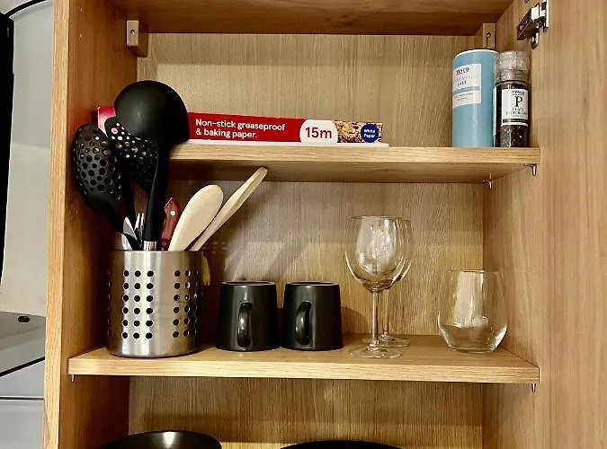 Dvm Escape Flat 2 Bristol